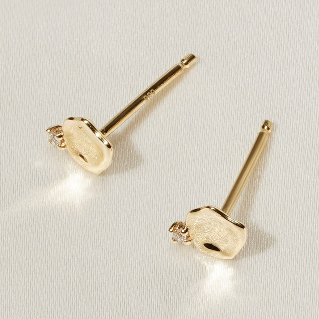Diamond Oyster Earrings Gold - MilaMela.com